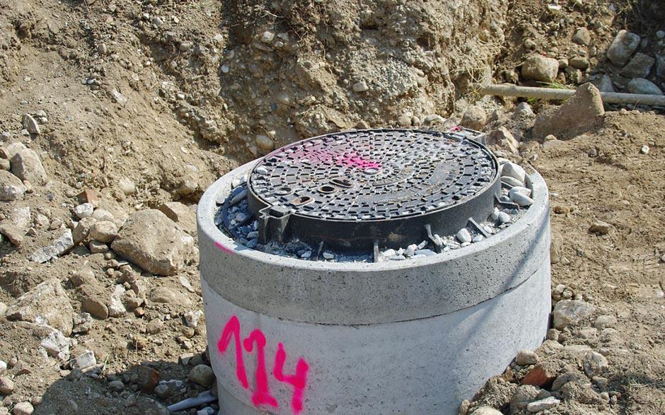 déboucher les wc avec une bouteille Paris